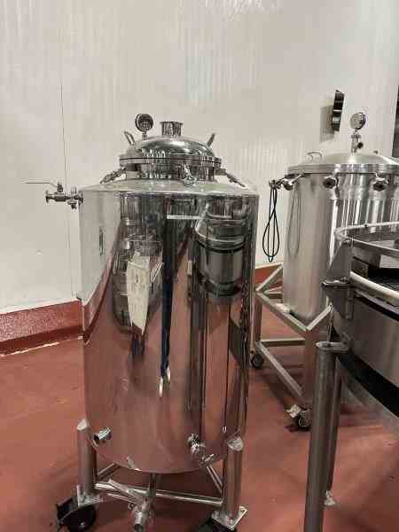 100 Gal Stout Stainless Steel Pressure Vessel