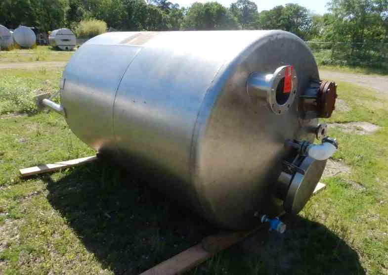 1000 Gal Perry Products Stainless Steel Tank