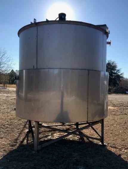 3300 Gal Stainless Steel Tank | 17589 | New Used and Surplus Equipment ...