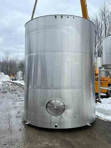 6600 Gal Stainless Steel Tank | 20932 | New Used and Surplus Equipment ...