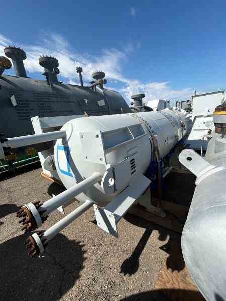 1000 Gal Praj Industries Vertical Carbon Steel Pressure Vessel