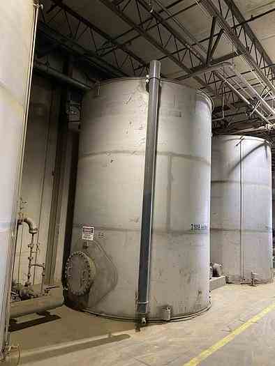 10000 Gal Wolfe Mechanical  Stainless Steel Tank