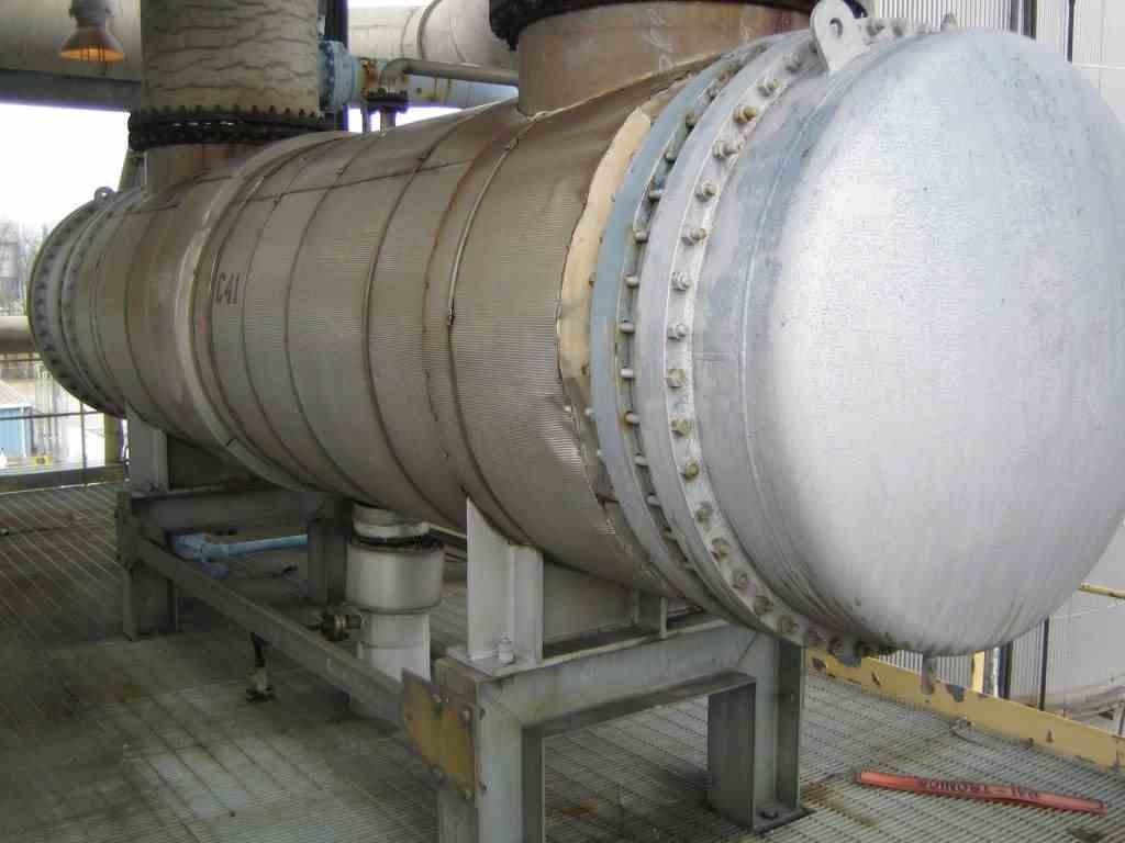 1900-sq-ft-vulcan-iron-works-stainless-steel-shell-tube-heat-exchanger