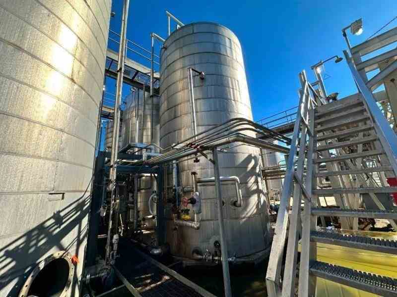 20000 Gallon Industrial Air Inc Stainless Steel Tank