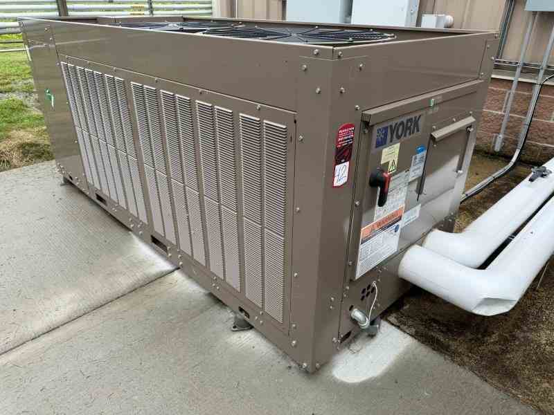 22 Ton York Chiller