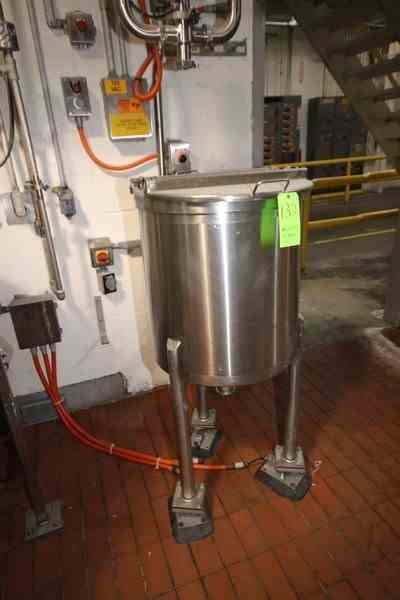 220 Gal Stainless Steel Tank