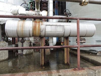 28 Sq Ft Manning & Lewis Stainless Steel Shell & Tube Heat Exchanger