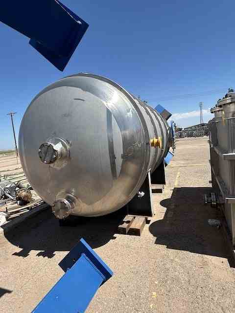 3900 Gal Equipromex Stainless Steel Tank