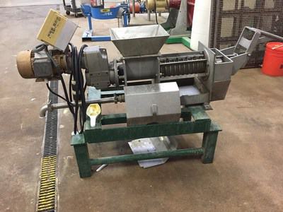 4 " Wide Vincent Corporation Dewatering Screw Press