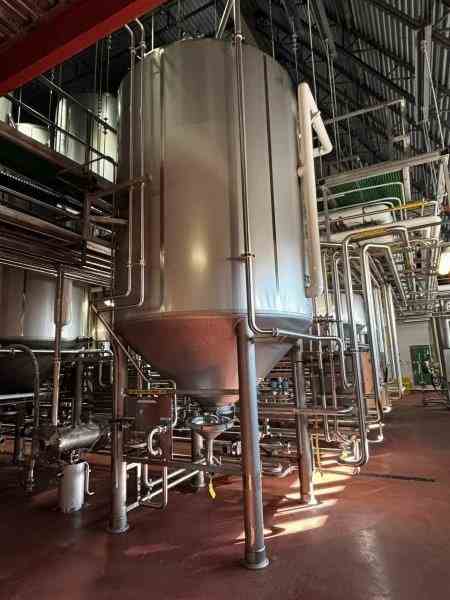 4150 Gallon Mueller Stainless Steel Tank