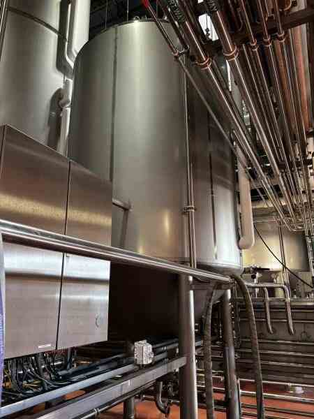 Mueller Stainless Steel Tank - 4150 Gal