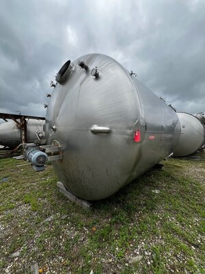 7000 Gal Stainless Steel Tank