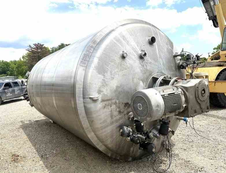 7000-gallon-dci-inc-fermenter