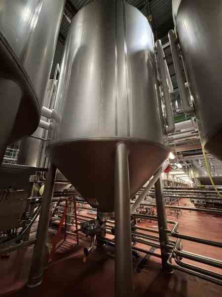 7900 Gal Mueller 304 Stainless Steel Pressure Vessel