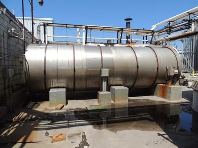 8200 Gal Perry Products Stainless Steel Tank