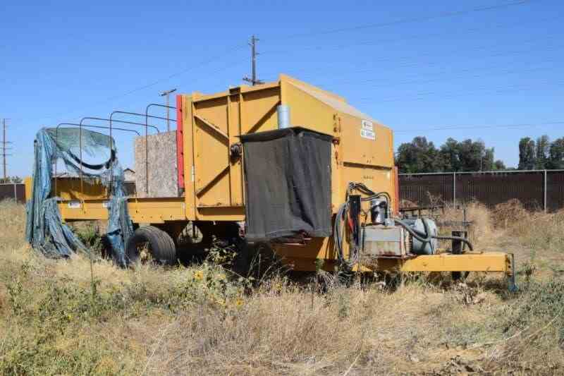 Newhouse Mfg C3500 Mobile Bale Chopper