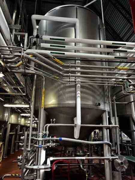 Used 8300 Gal Mueller Stainless Steel Tank