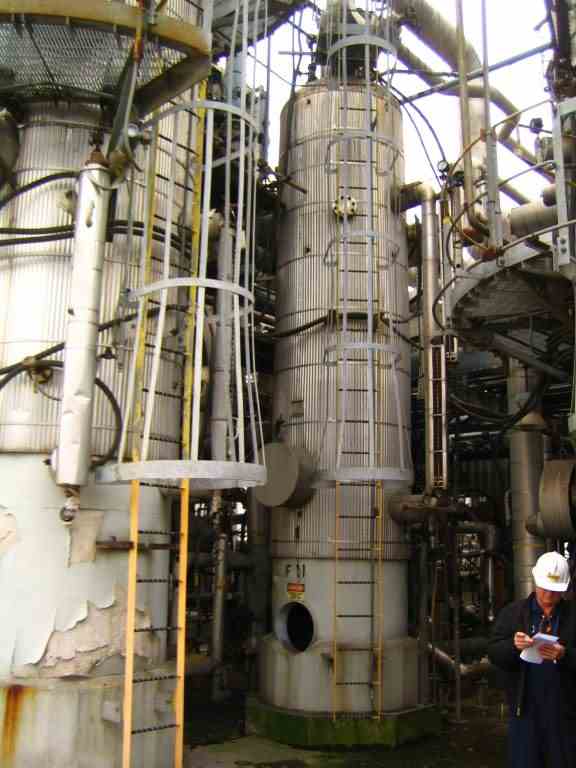 2000-gal-cryo-chem-stainless-steel-pressure-vessel