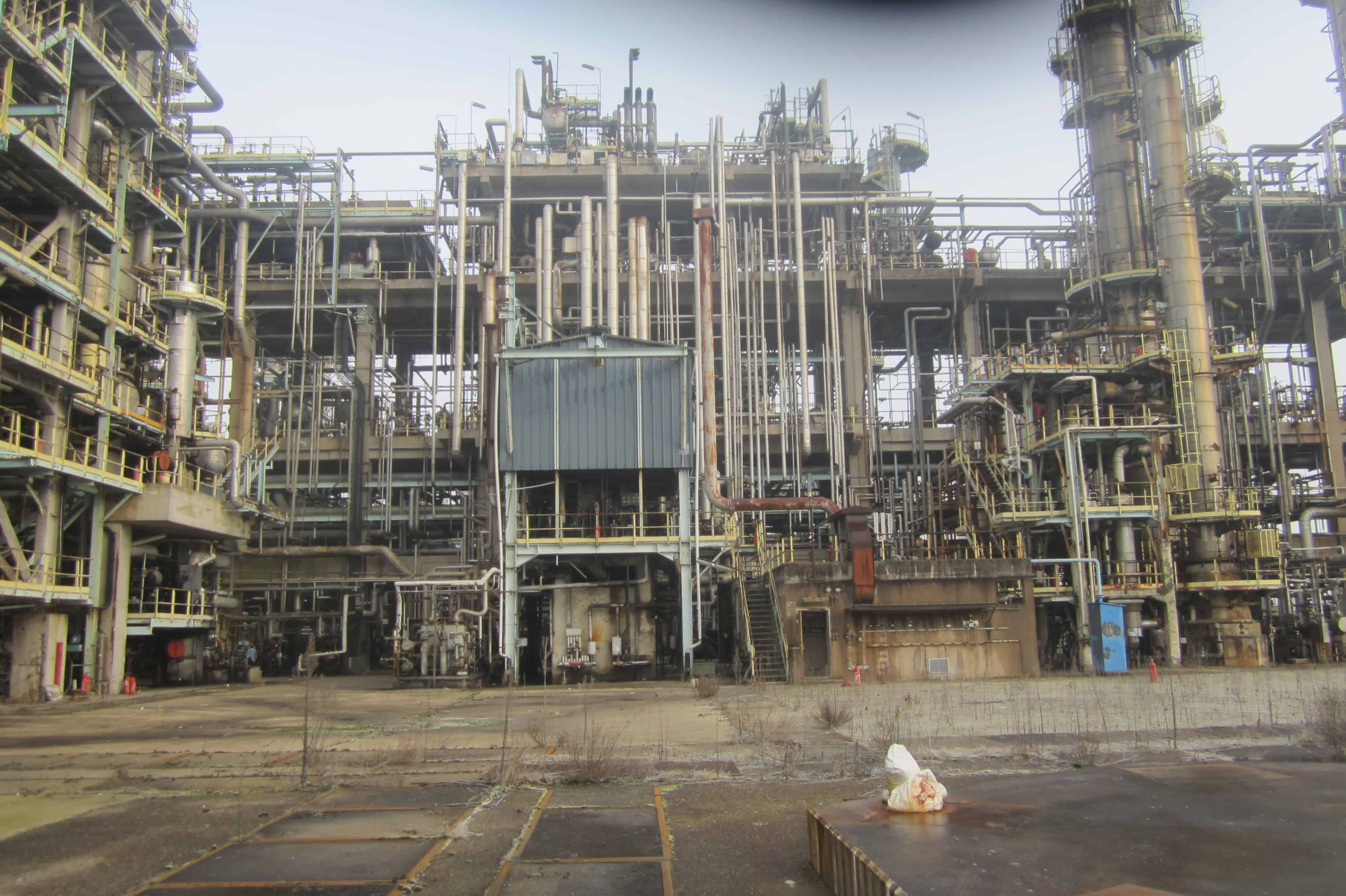 Fluid Catalytic Cracker (FCC) Unit - 15,800 BPD